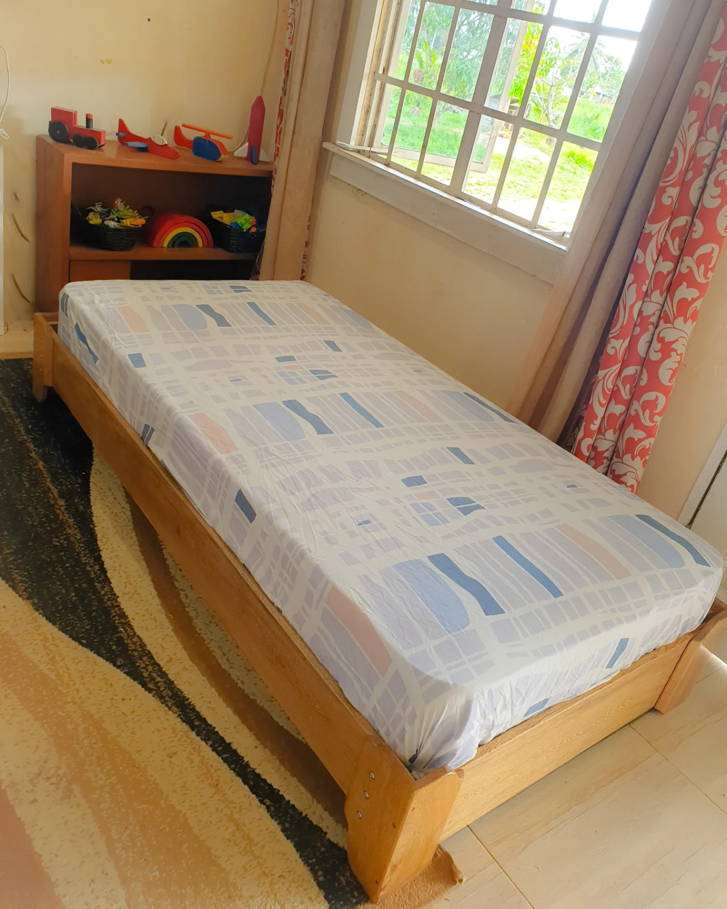 Flip Floor Bed -Twin