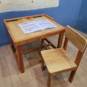 Toddler Table with Lip & Chair Set