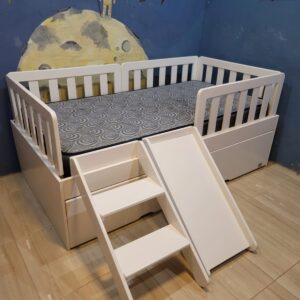 Trundle Bed- Twin Sized with Rails