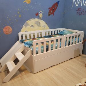 Trundle Bed- Twin Sized with Rails